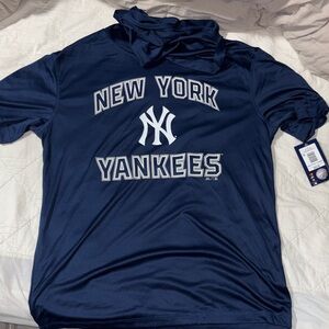 Majestic Navy Blue New York Yankees Men's Shirt with hoodie